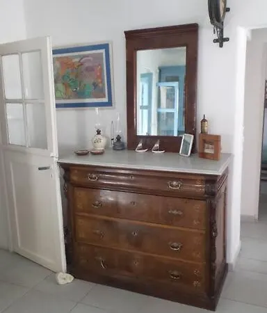 Beautiful Summer House In * Αγία Ευφημία